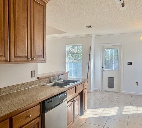 4th image of 5275 Branch Point Dr