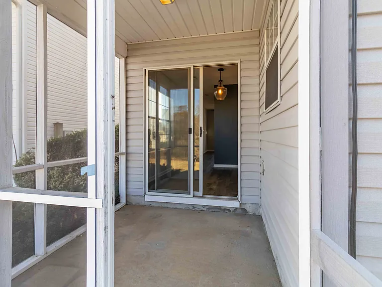 44 Hayfield Ln — Photo 33