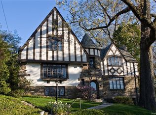 10 Hawthorne Rd, Bronxville, NY 10708