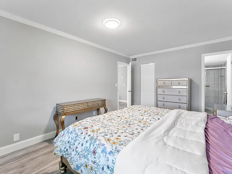 118 Lake Constance Dr — Photo 13