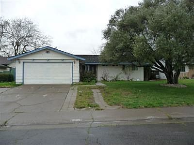 2nd image of 5145 Pinebrook Way