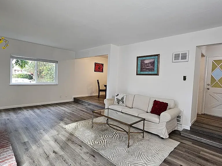 107 Euclid Ave #3 — Photo 9