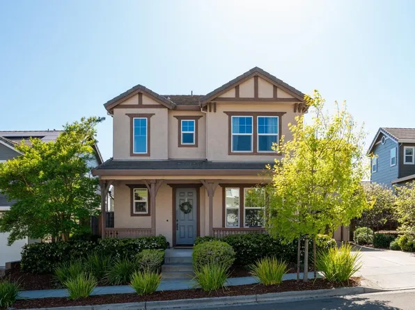 1825 Velvetleaf Lane, Santa Rosa, CA 95404