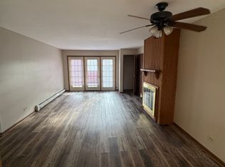 2288 Century Point Ln APT F, Glendale Heights, IL 60139