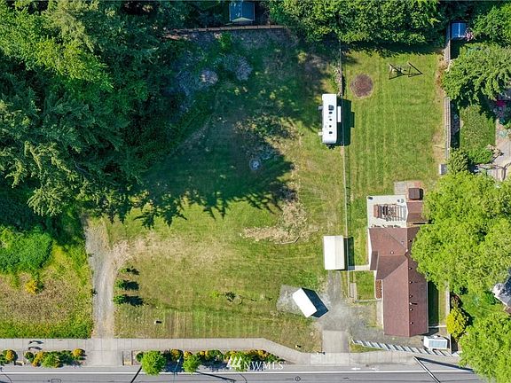 2nd image of 1807 Yelm Hwy SE