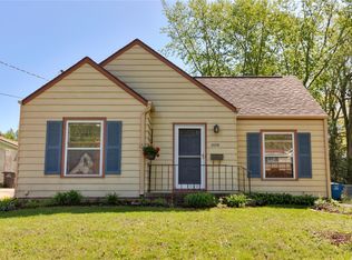 2019 40th St, Des Moines, IA 50310