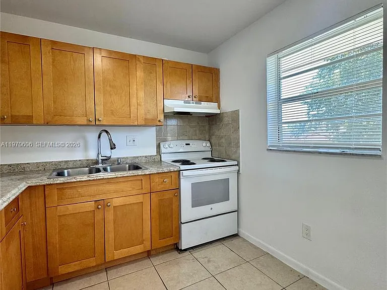 1503 NW 207th St #240 — Photo 4