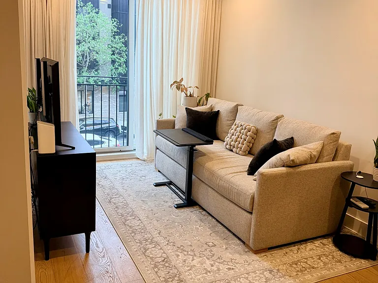 500 Fairmount Ave #302 — Photo 12
