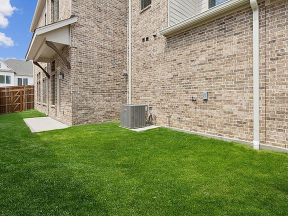 3rd image of 4356 Corn Husk Dr