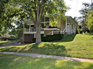 6646 Amberly St, Portage, MI 49024