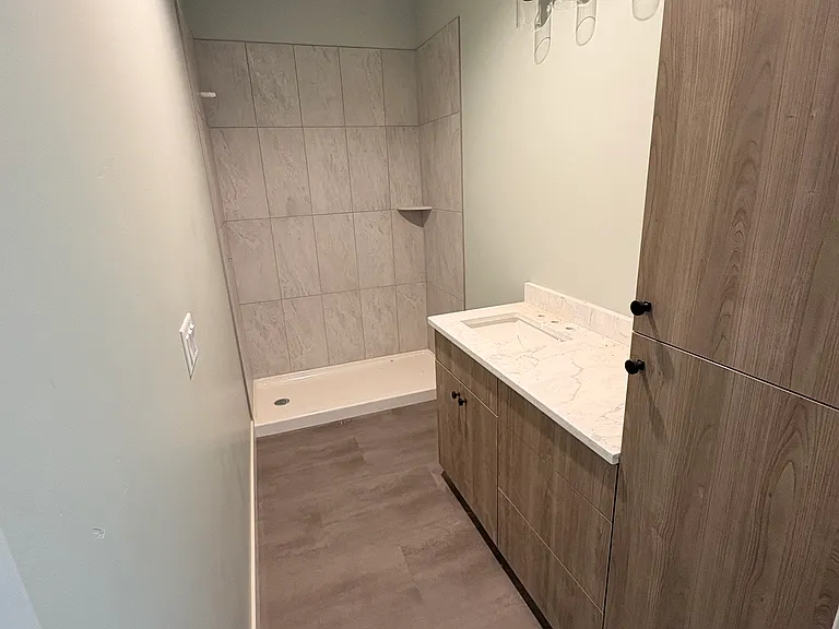 9415 Rio Cir — Photo 4