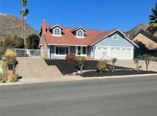 22166 Woodcreek Ln, Wildomar, CA 92595