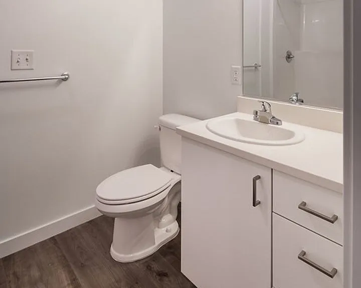 54 Woodstock Apartments~ Great Location ~Vibrant Neighborhood — Photo 34