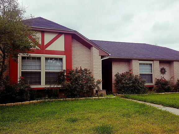 3rd image of 2704 Independence Dr