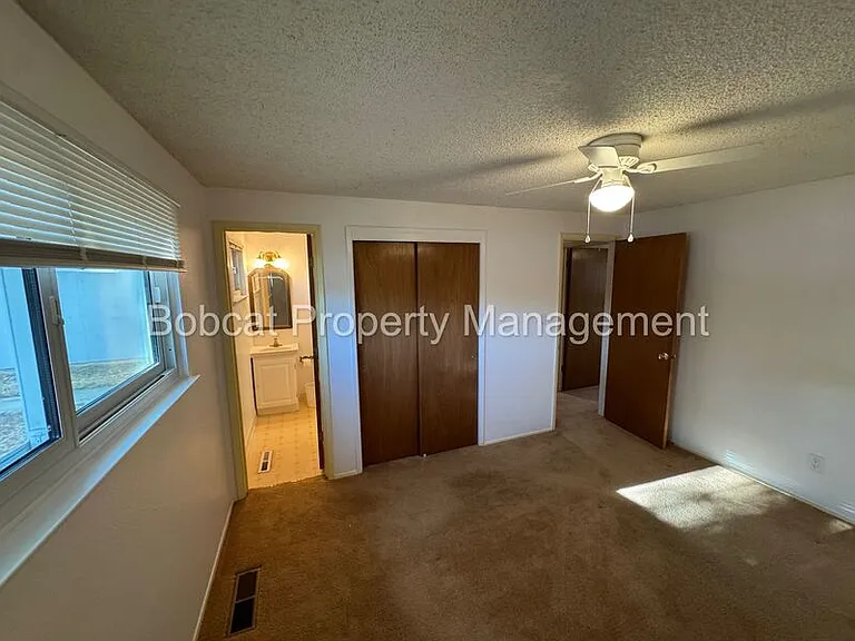 1316 Stanford Dr — Photo 19