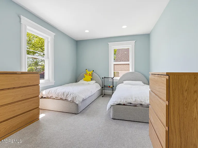 74 Poplar Ave — Photo 24