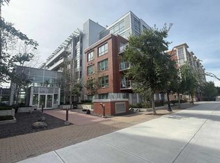 63 N Inglewood Park SE #414, Calgary, AB T2G 1B7