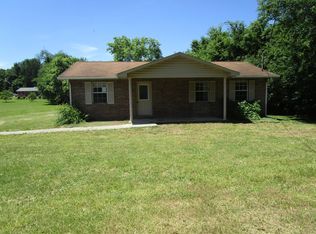 3390 Simpson Rd E, Lenoir City, TN 37772