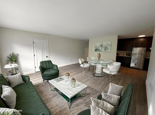1910 Colfax Ave S APT 6, Minneapolis, MN 55403