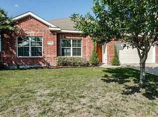 1110 Longhorn Ln, Forney, TX 75126