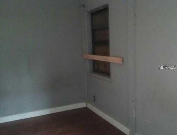 4th image of 11425 Judge Ave