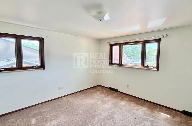 2748 S Marshall St — Photo 7