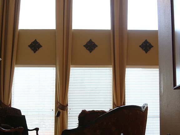 3rd image of 19106 La Verita