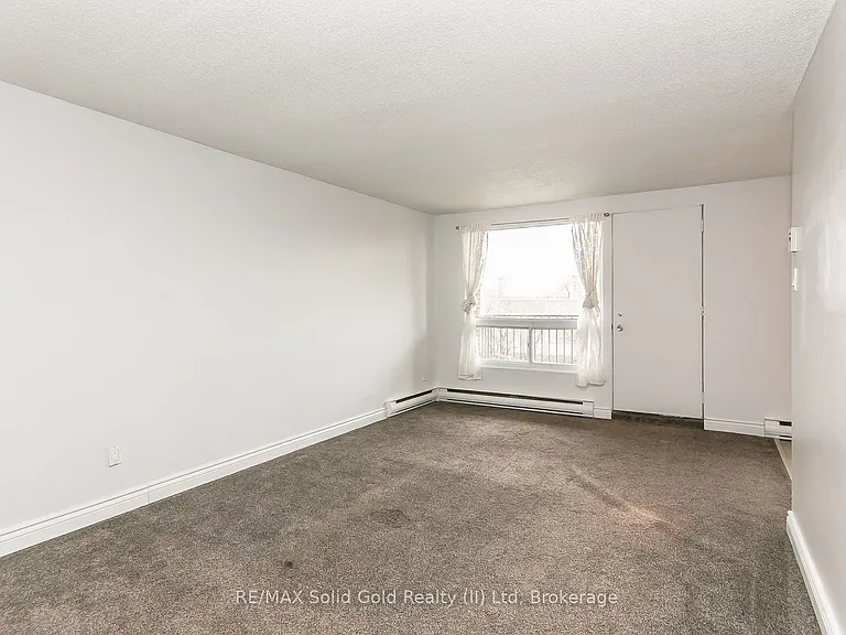 4 Avalon Pl #308 — Photo 14