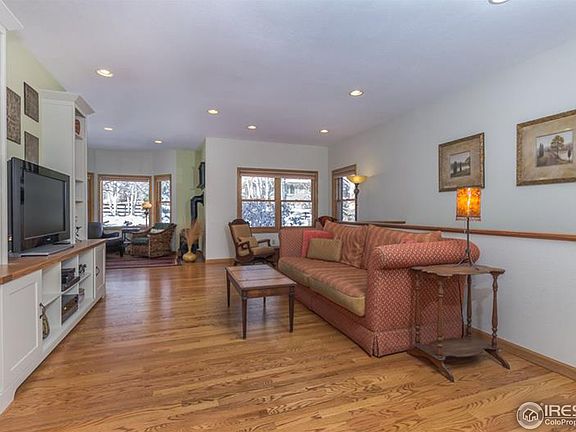 2nd image of 857 Hoover Ave