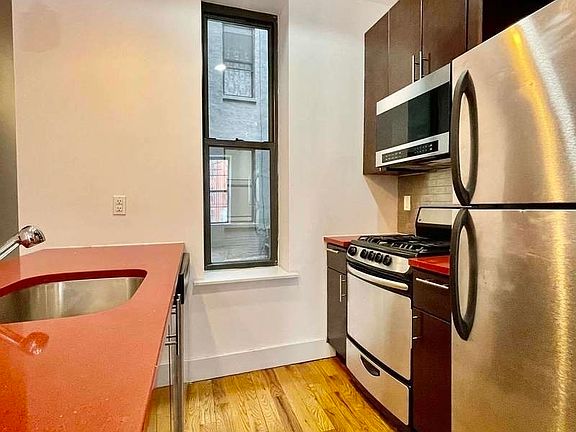 3rd image of 103 Quincy St #1W