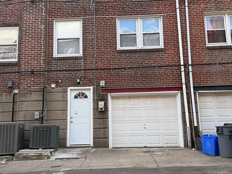 1353 Fanshawe St #1 — Photo 18