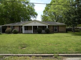 69 Baggett Dr, Montgomery, AL 36108