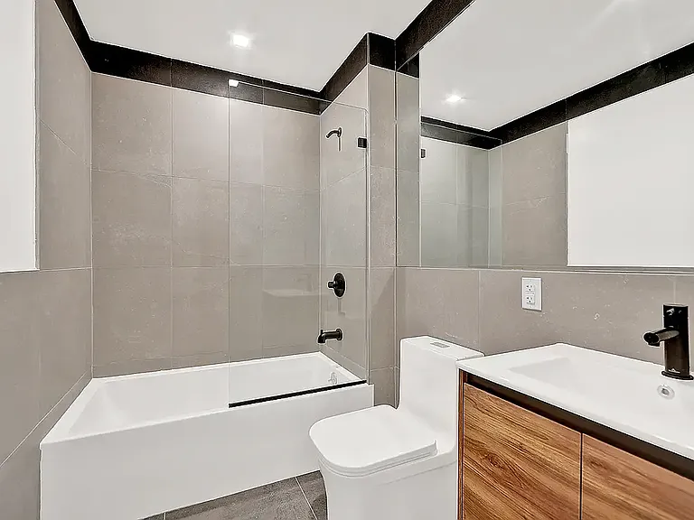 2909 Albemarle Rd #4T — Photo 14