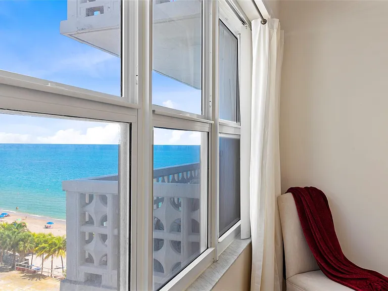 4010 Galt Ocean Dr #802 — Photo 16