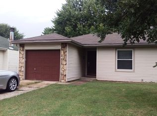 1131 W Sunset St #B, Springfield, MO 65807