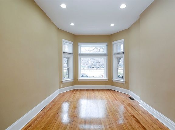 2nd image of 2433 N Kedzie Blvd APT 1F