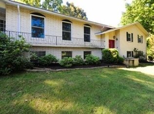 548 Jackson Hills Dr, Maryville, TN 37804