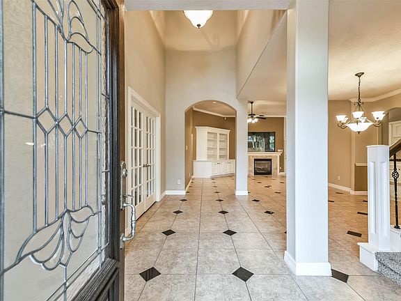 3rd image of 3106 Mountain Oak Ct