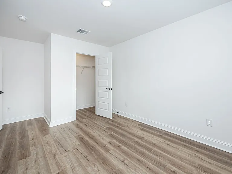 3711 Olivia Dr — Photo 51