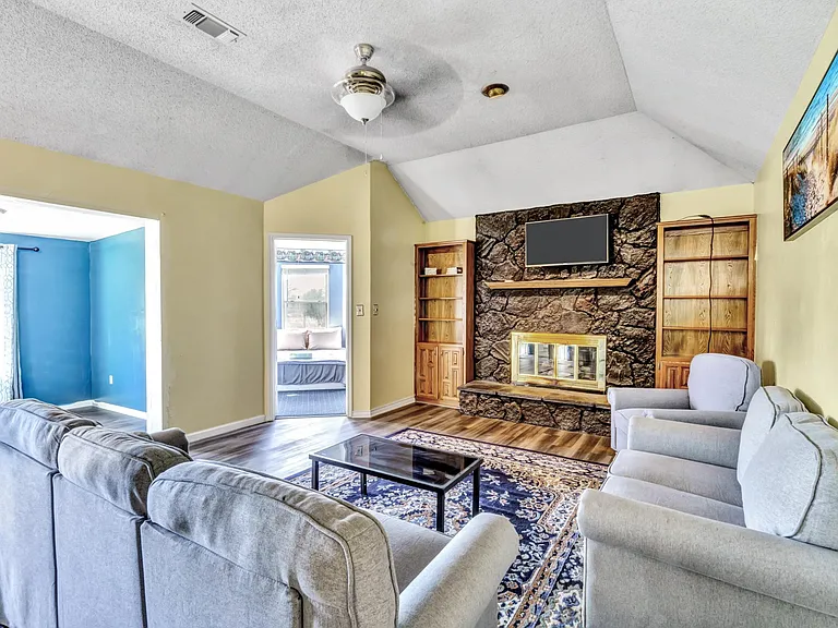 353 Swindle Rd — Photo 4
