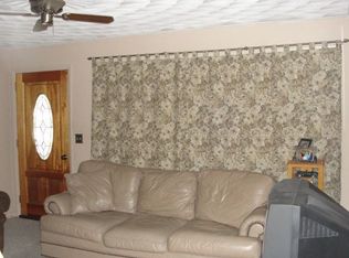 400 4th St SW, Hildebran, NC 28637