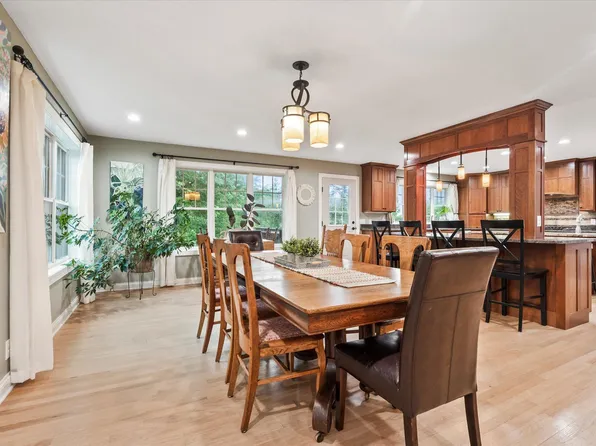 1051 9th St SW, Pine City, MN 55063