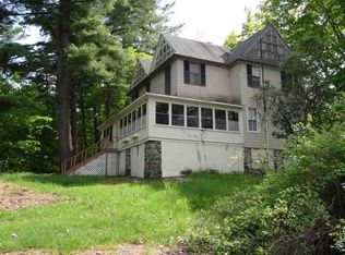 28 Sawmill Rd, Bolton Landing, NY 12814