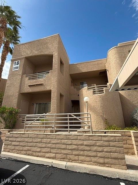 1st image of 2200 Highpointe Dr APT 201