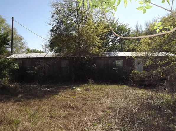 16765 SE 249th Ter, Umatilla, FL 32784