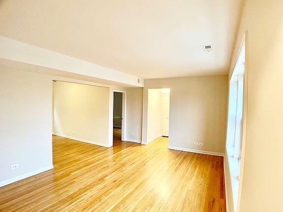 5th image of 46 6th Ave APT K2