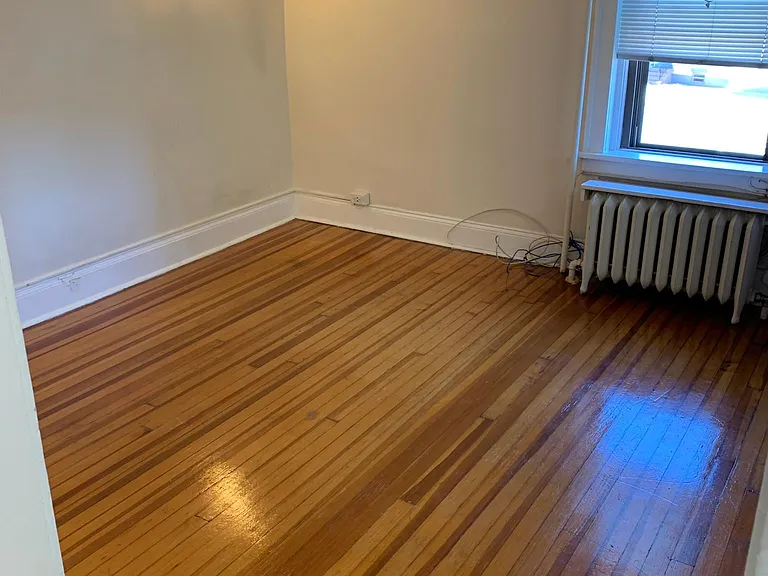 310 Washington Ave #5 — Photo 4