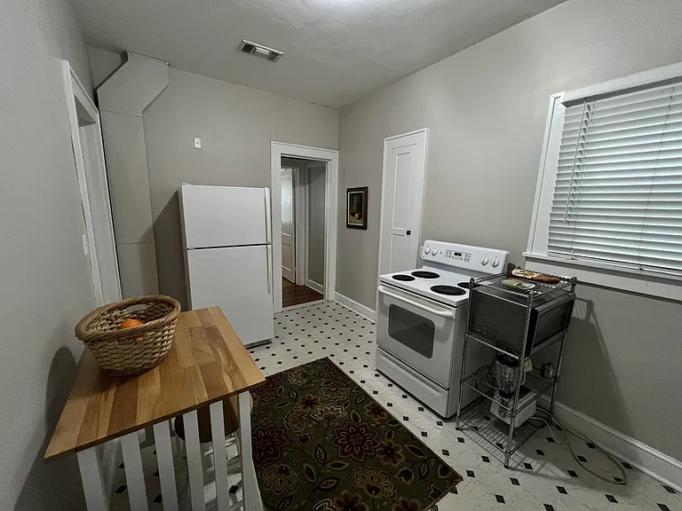 1313 N Gadsden St #2 — Photo 11