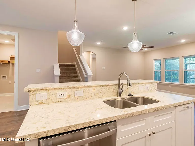 11982 W Landon Green Cir — Photo 11