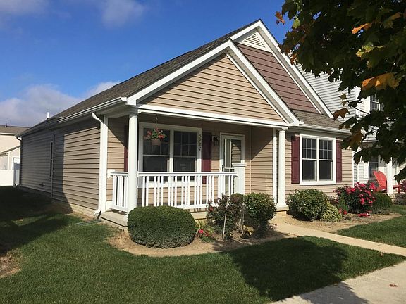 3rd image of 5982 Canyon Creek Dr